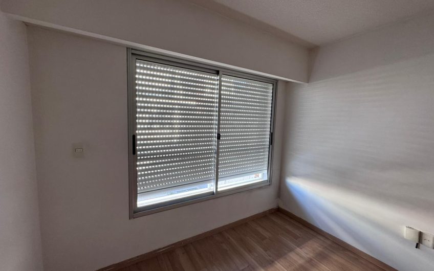 VENTA MONOAMBIENTE POCITOS
