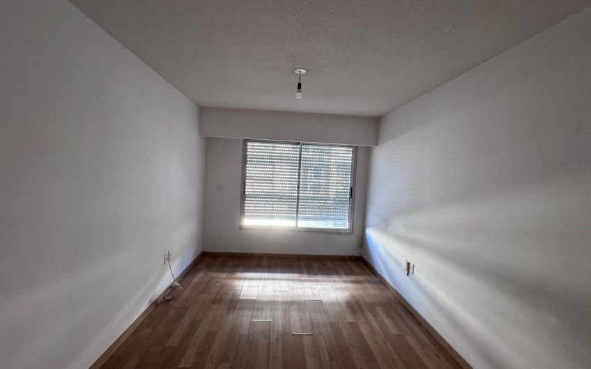VENTA MONOAMBIENTE POCITOS