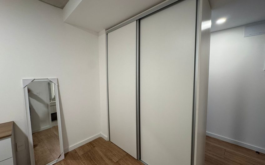 VENTA 1 DORMITORIO CON GARAGE POCITOS