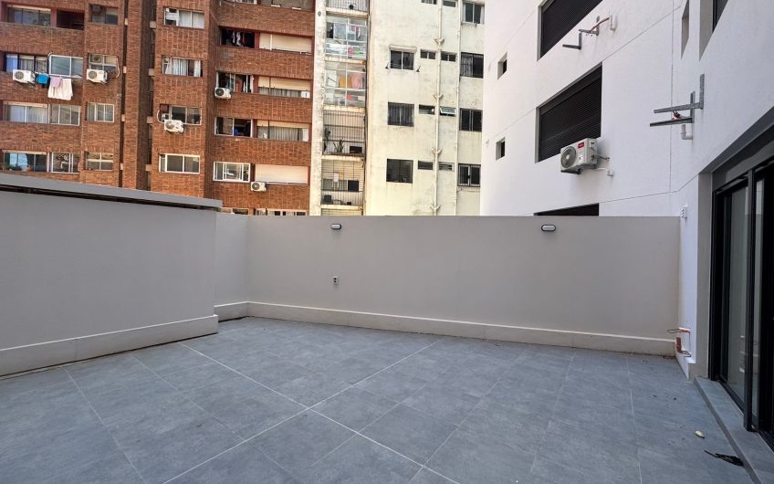VENTA 1 DORMITORIO CON PATIO PUNTA CARRETAS