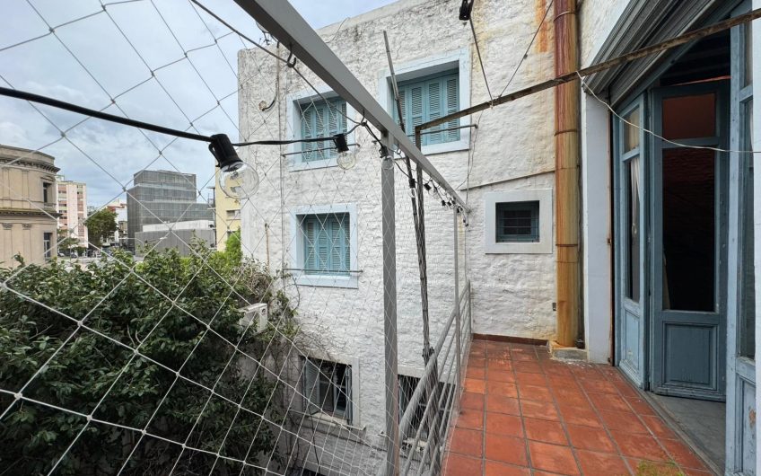 VENTA 3 DORMITORIOS CIUDAD VIEJA