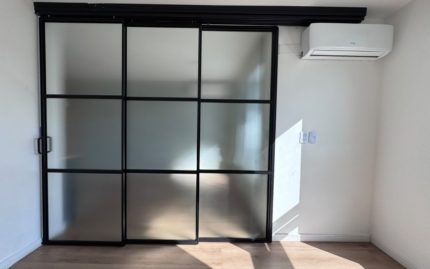 VENTA 1 DORMITORIO CON GARAGE Y BOX CORDON SUR