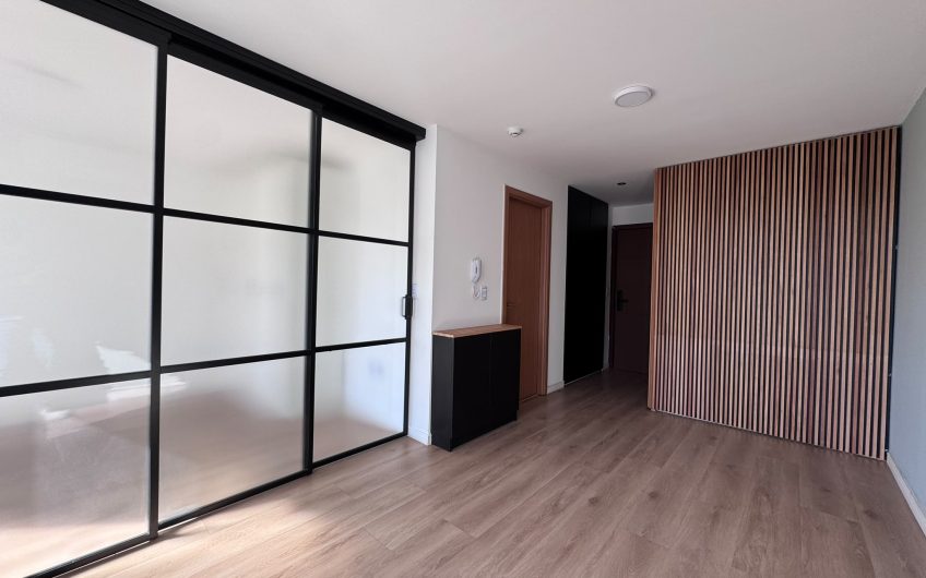 VENTA 1 DORMITORIO CON GARAGE Y BOX CORDON SUR