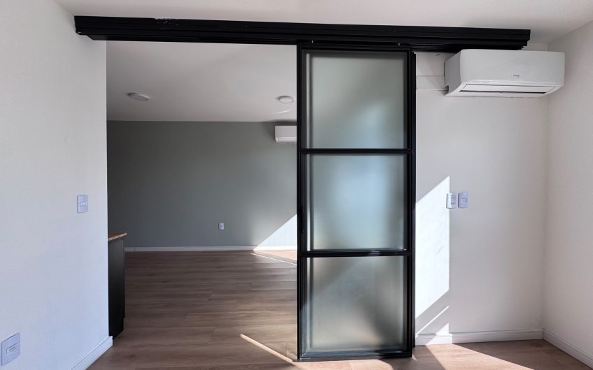 VENTA 1 DORMITORIO CON GARAGE Y BOX CORDON SUR