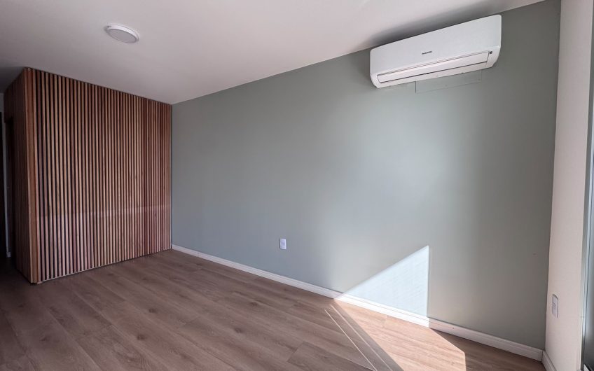 VENTA 1 DORMITORIO CON GARAGE Y BOX CORDON SUR