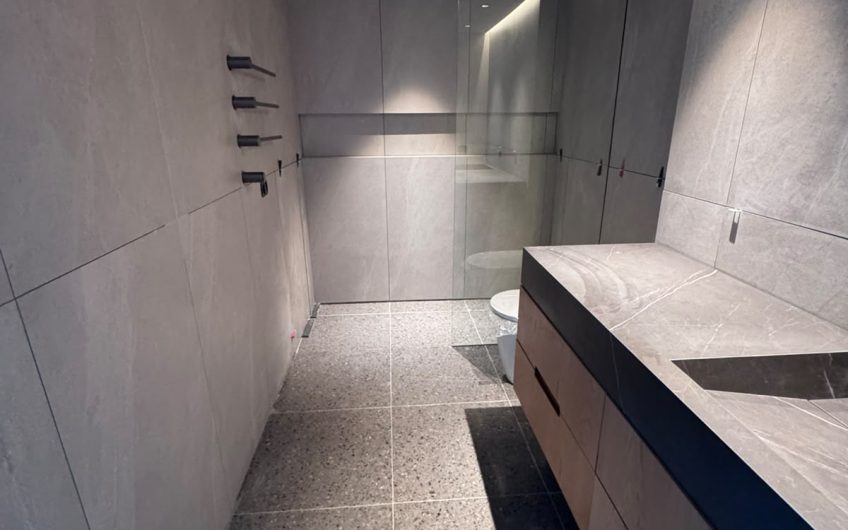 VENTA 2 DORMITORIOS RAMBLA PUNTA CARRETAS