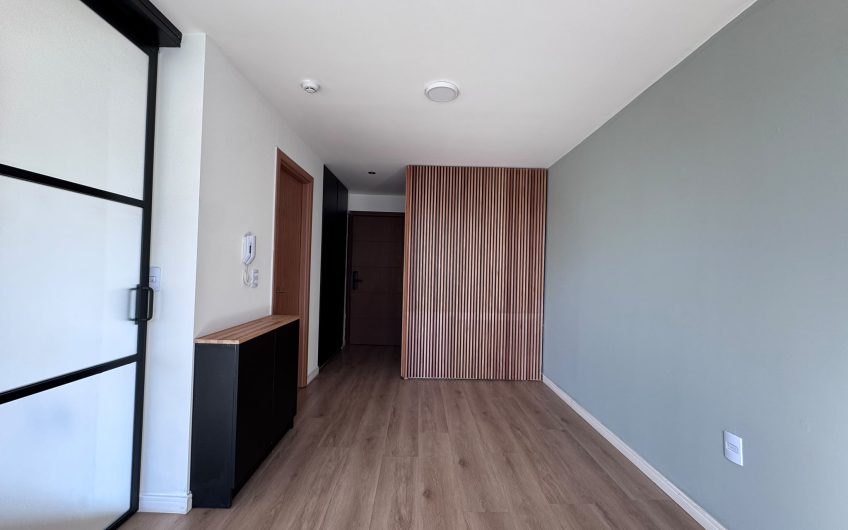 VENTA 1 DORMITORIO CON GARAGE Y BOX CORDON SUR