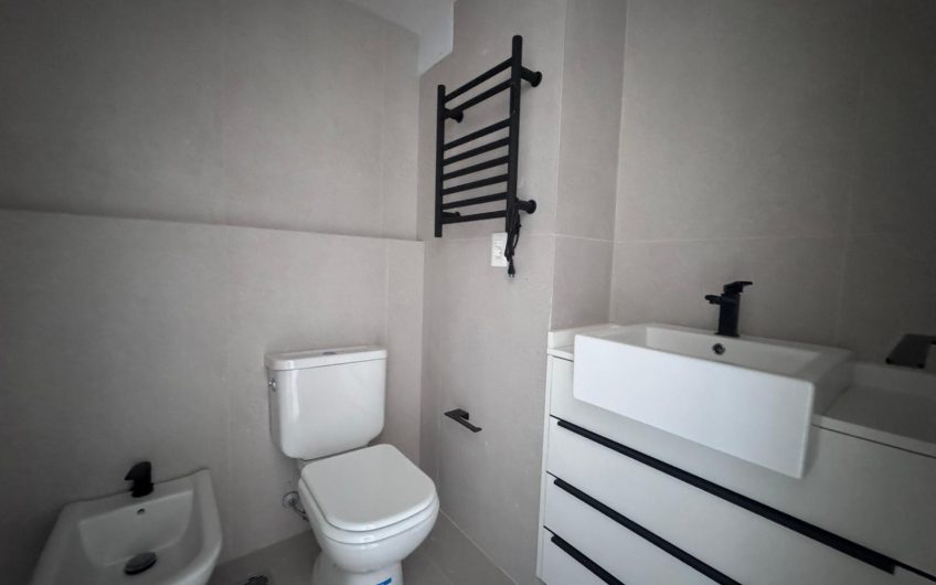 VENTA APARTAMENTO 2 DORMITORIOS EN SUITE A ESTRENAR POCITOS